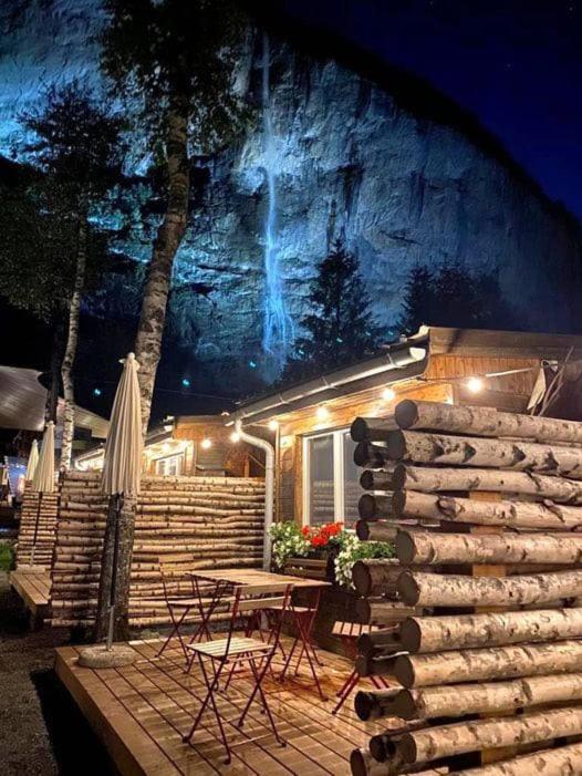 Camping Jungfrau Лаутербруннен Экстерьер фото