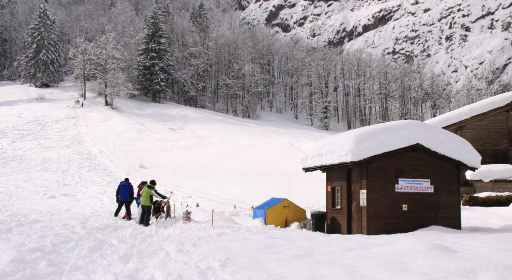 Camping Jungfrau Лаутербруннен Экстерьер фото
